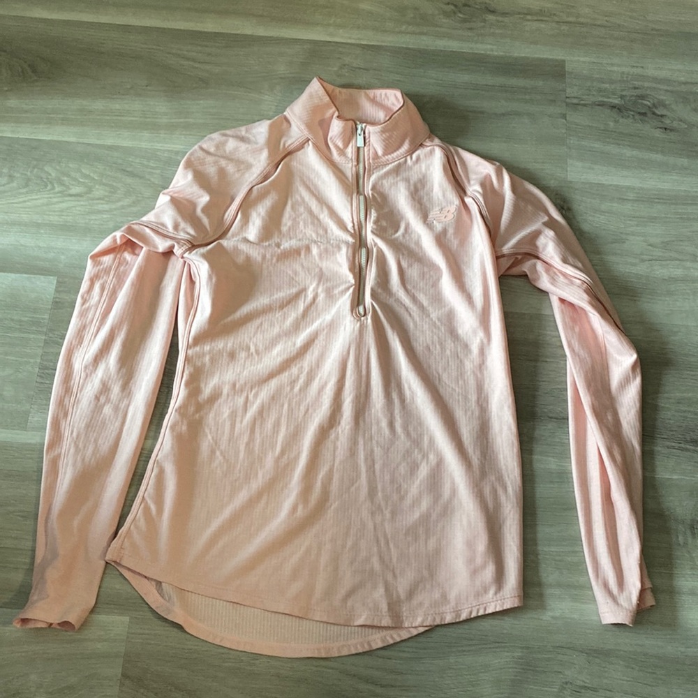 New balance women’s pullover pink size M